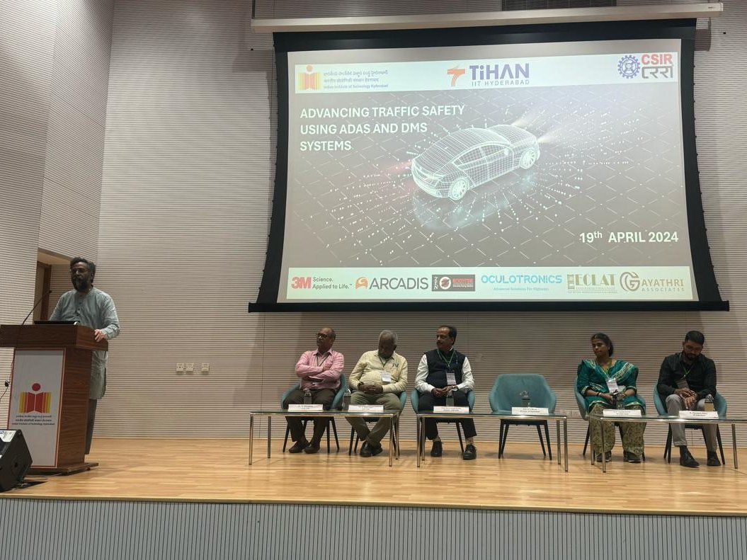 Inaugural Session of One day Workshop on 'Advancing Traffic Safety Using ADAS and DMS Systems ' 19.4.2024 Organised jointly by @CSIRCRRI @IIT-HYDERABAD inaugurated by Prof.M.Parida (Director, CSIR-CRRI) and Prof. B. S. Murthy (Director, IIT-Hyderabad)