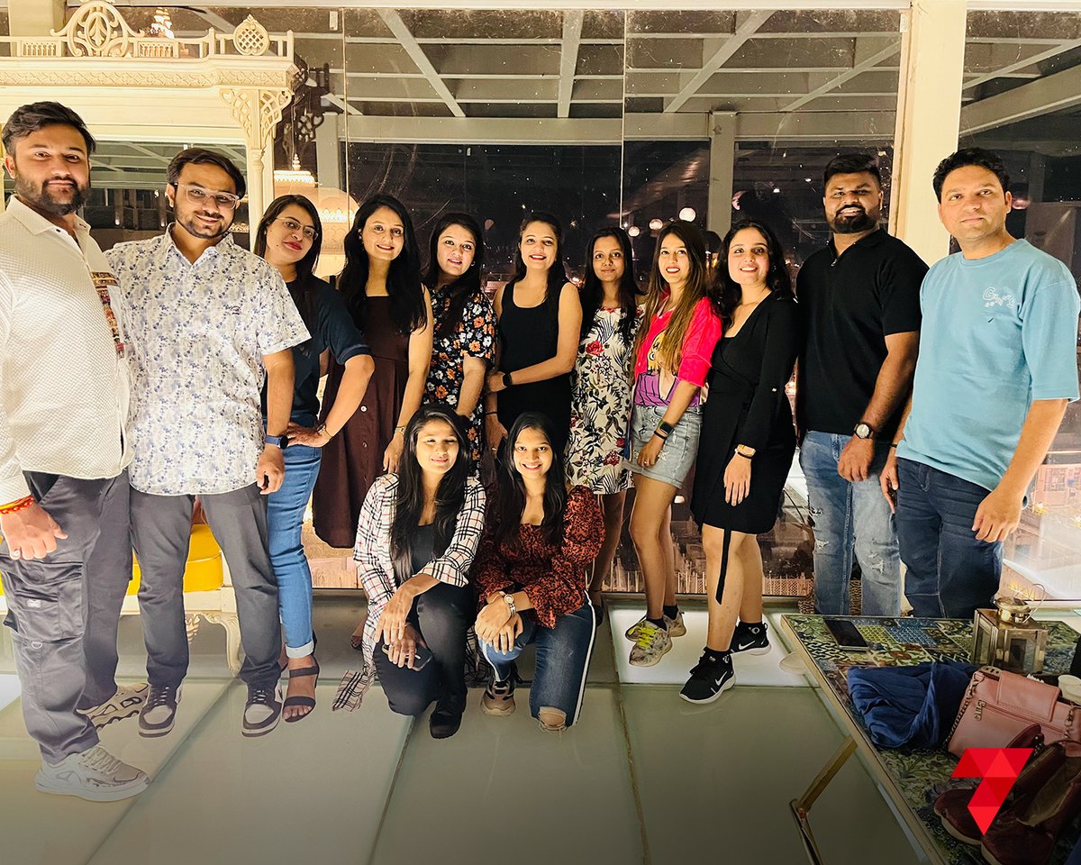 7SpanHQ's tweet photo. Udaipur me 100 acre le liya hai, bus final paper sign karne gaye they! 😜
#salesteam #hr #hrteam #workation #rajasthan #workfrommountains #fun #worklifebalance https://t.co/P1XNJ0GEAU