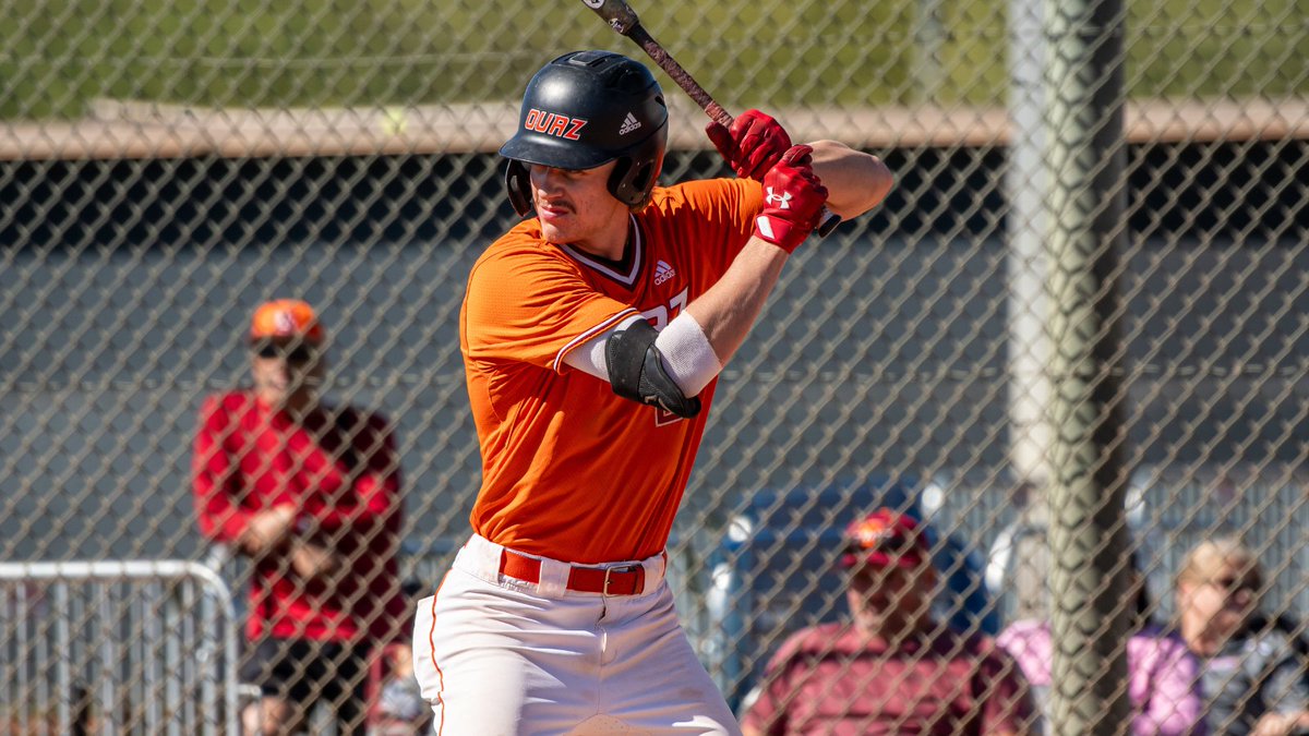 BSB | Joey Winters was a home run short of the cycle, four players finished with multi-hit games, and @OUAZBaseball scored 17 runs in a series-opening victory over Park-Gilbert on Thursday night. 📰: bit.ly/3w0RSbz 📸: Richard Martinez #WeAreOUAZ