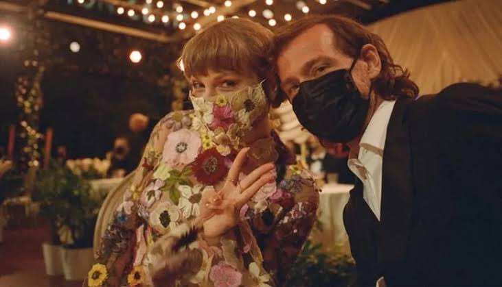 cardigan_swift's tweet image. I hope Taylor and Aaron never stop working together