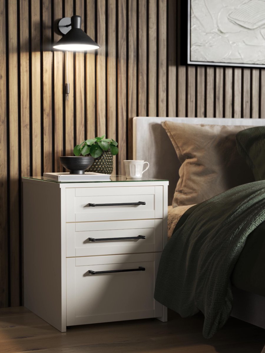 Take inspiration from this Shaker Slim Bedroom, incorporating organic elements into a contemporary setting 😍 #wrenkitchens #wrenbedrooms #wrenovation #bedroomdesign #bedroominspiration #contemporarydesign #minimalistdesign #whitebedroom #fittedwardrobes