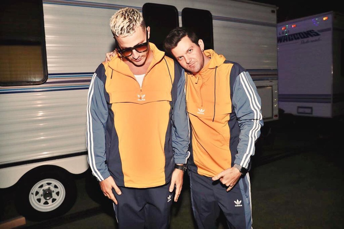 We Rave You tweet media