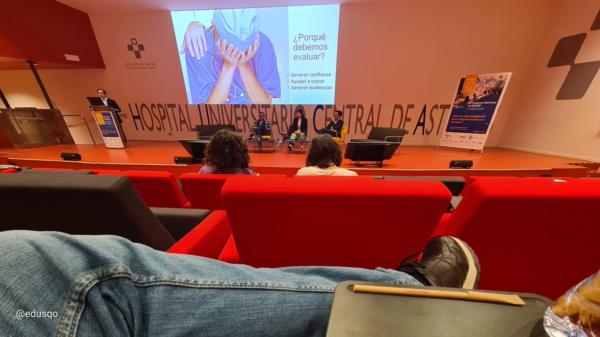 edusqo's tweet photo. ¿Por qué entrenar? ¿Por qué evaluar?
Para estar preparado si en algún momento surge la oportunidad.
Why do we train? Why do we evaluate?
To be ready in case the opportunity happens.
¡Comenzamos!
XI Congreso @Sessep_Esp #SESSEP24 #SegPac #MedEd #SBME #ECOE #OSCE #CBME #FMBS https://t.co/yqaJImV59y