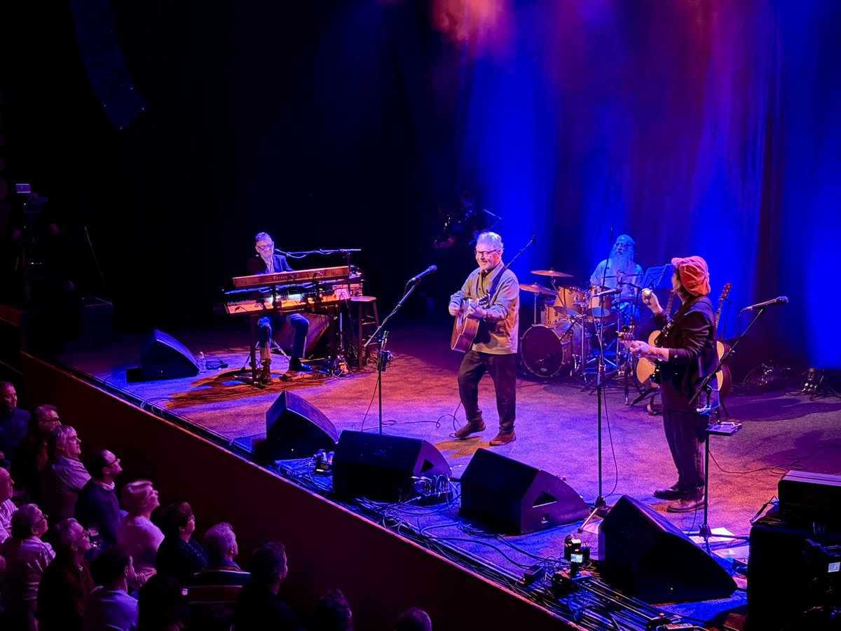 Noel Hiney 🛫 🎼 📝 🏃 tweet media