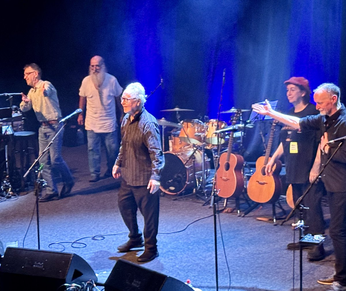 Noel Hiney 🛫 🎼 📝 🏃 tweet media