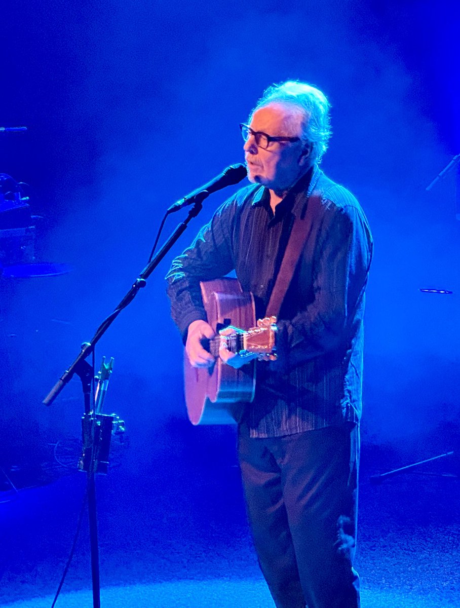 Noel Hiney 🛫 🎼 📝 🏃 tweet media