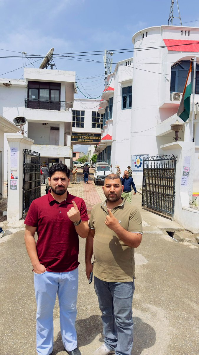 Sagittarian07's tweet photo. Voting is a civic sacrament , I have done mine ! What about you ? 🗳️

@harvinder_ias @RaiSaloni @dcdodaofficial @dioudhampur @udhadm @PhulailSingh3 @anoopkumarjk https://t.co/aVbfZEWFdx