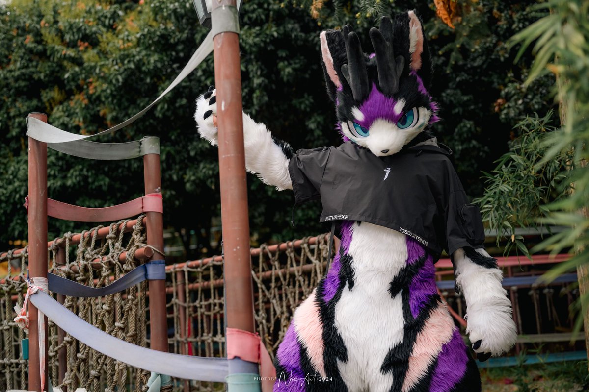 旅行，是对庸常生活的一次越狱。

📷<a href="/makanae02/">makanae→ちるコン</a> 
#FursuitFriday #Fursuit #furry