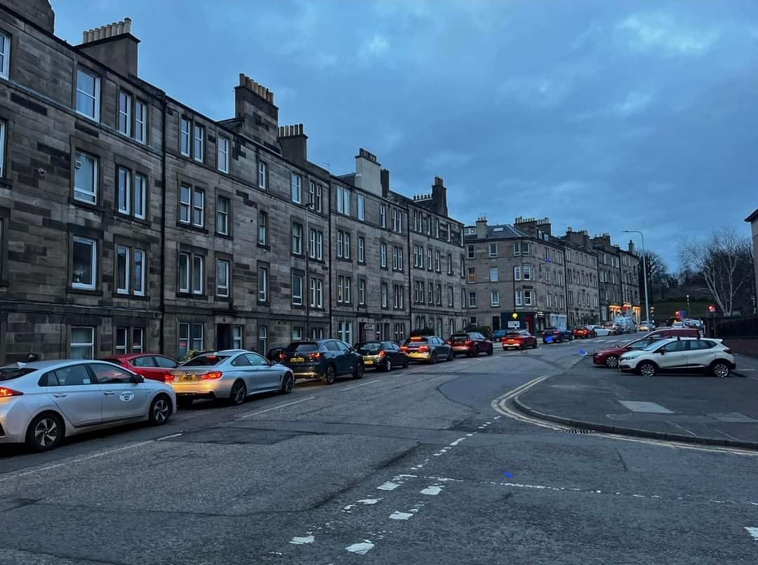 Council response to the concerns on traffic queuing on Roseburn St / Russell Rd in the post #CCWEL world 👆

TLDR: the junction is operating as intended, with reduced traffic volumes since pre Covid times, and some small increases in queue lengths...
