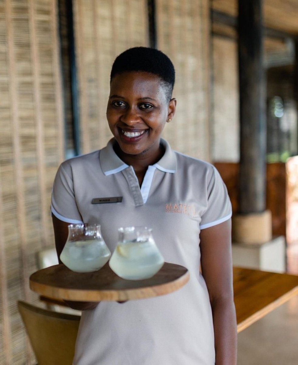 A hot cup to get you going...or an ice-cold refreshment  on the banks of the Mighty Zambezi with Matetsi Victoria Falls!
#OurPeople
#Hospitality 
#VisitZimbabwe 
#AWorldofWonders
#ZimBho👍
📸 Matetsi Victoria Falls matetsivictoriafalls.com