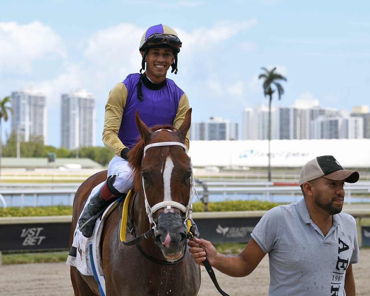 SaffieJosephJr's tweet photo. #19Apr Proverb 

Jockey: Edgard Zayas
Trainer: Saffie Joseph, Jr.
Owner: Clay R Sides
Starter Optional Claiming $16,000 / $8,000 • Dirt

3️⃣rd victory for Saffie Joseph, Jr. #GulfstreamPark #RoyalPalmMeet Thursday, April 18, 2024 #TeamJosephJr

📸 @coglianesephoto https://t.co/r6Tn0b6rML