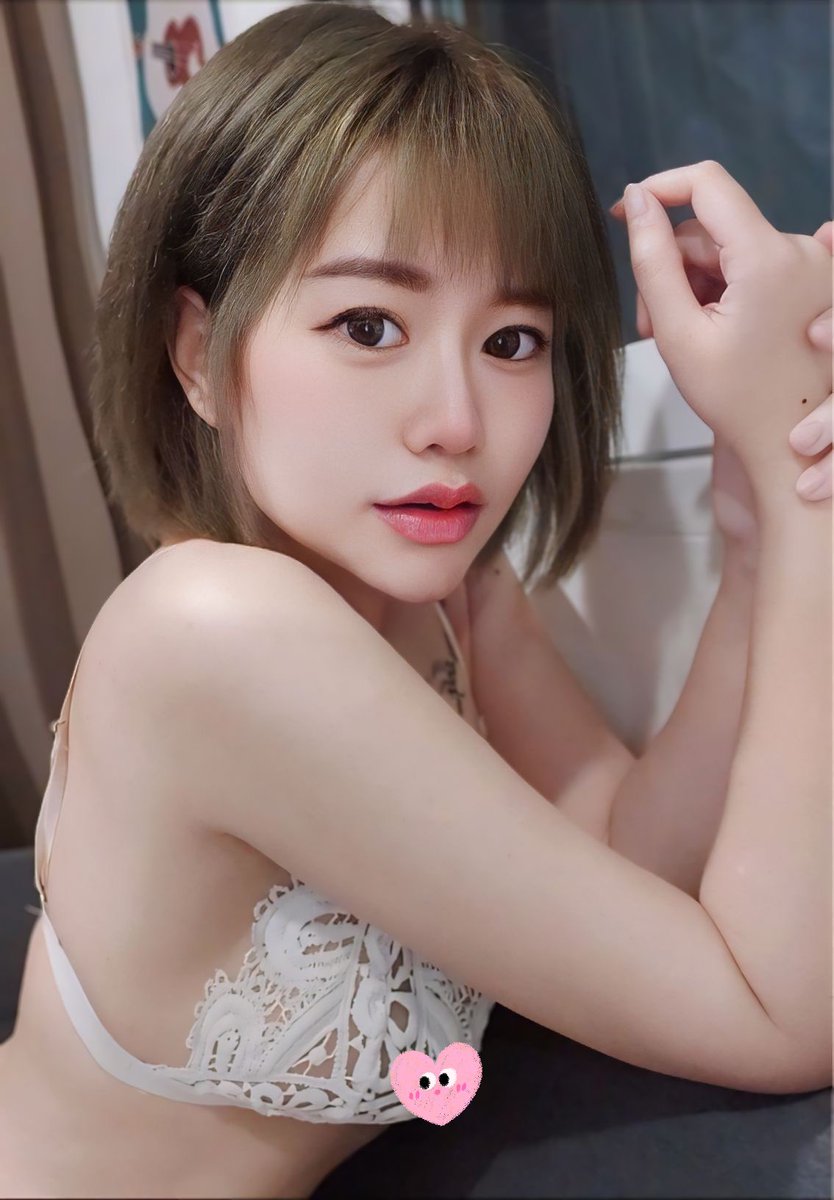 AirrinMoo's tweet photo. อยากเป��นคอมพิวเตอร์ เผื่อจะตรงสเปคเธอบ้าง😵‍💫 ig: ladyrin_air https://t.co/5Jher9lFSu