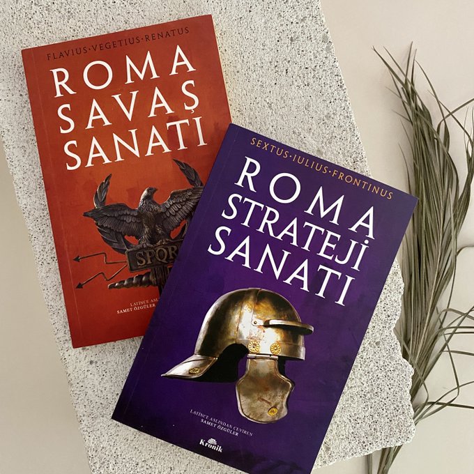 Düşmanın planları nasıl keşfedilir? Savaşın karakteri nasıl anlaşılır? Pusudan sağlam çıkmak için ne yapılır? Caesar, Mithridates, Büyük İskender ve Hannibal gibi askerî dehaların uyguladığı taktik ve manevralar... <a href="/sametozgulerr/">Samet Özgüler</a> Latinceden çevirdi. kronikkitap.com/kitap/roma-str…
