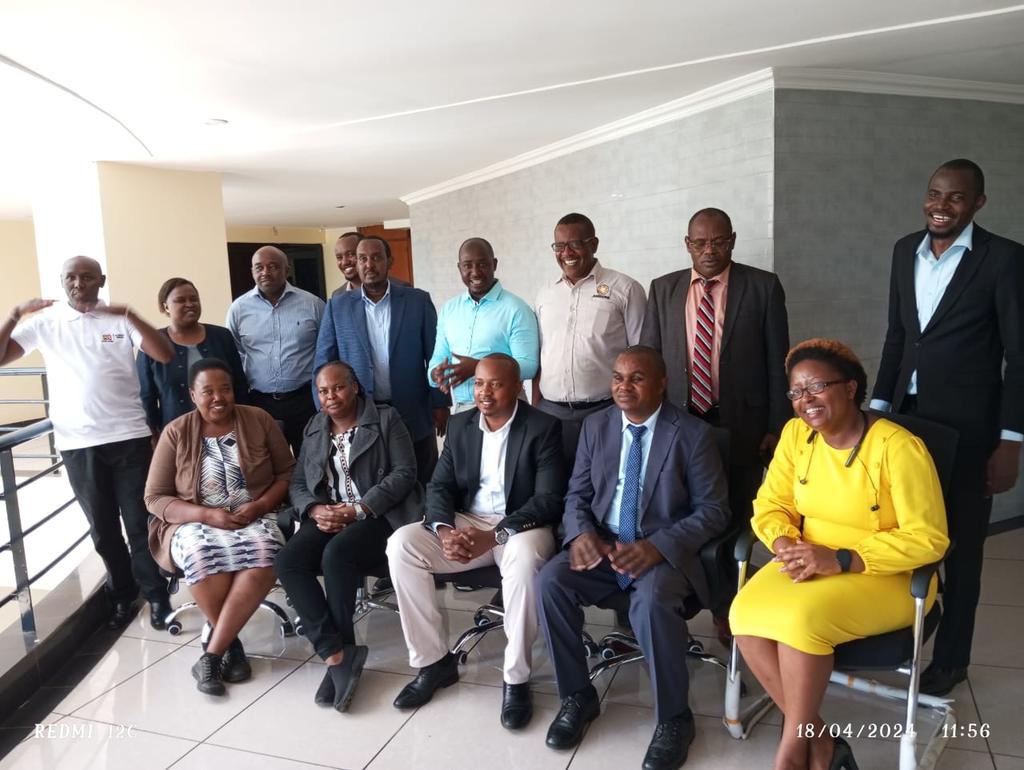 Dr Isaac Macharia, Team Lead - Agriculture Chapter chaired the discussions. Mr Timothy Mulwa led the @PoultryBreeders delegation. @Trade_Kenya welcomes stakeholders input, comments and memoranda on this process aimed at enhancing Kenya's investments relationship with the US. 2/2