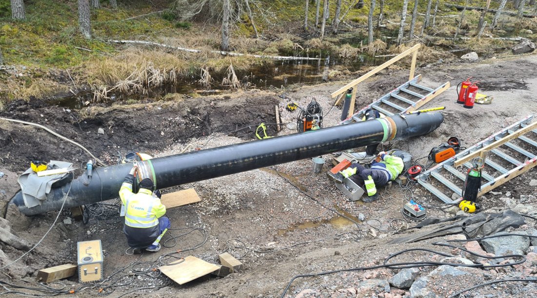 #Balticconnector tulee kaupalliseen käyttöön maanantaina 22.4. Liitostyöt on tarkastettu hyväksytysti, ja seuraavaksi putki täytetään kaasulla, ja Suomen ja Baltian kaasujärjestelmät valmistautuvat kaasun siirtoon Balticconnectorissa. Lue lisää: bit.ly/3xRtk5h