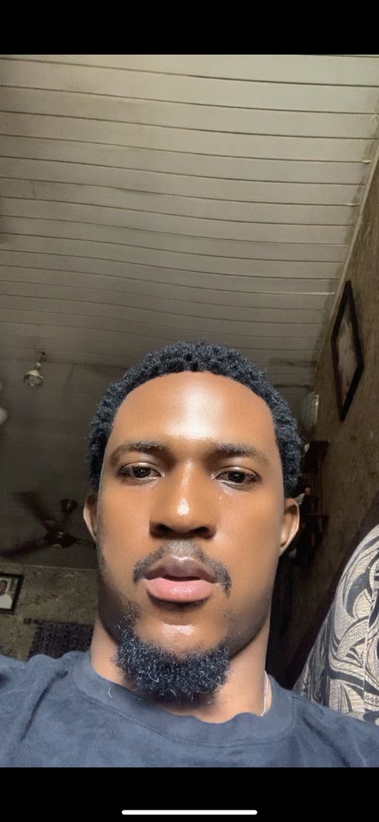 𝔸b𝕒𝕫𝕫 tweet media