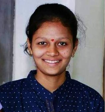 Congress Councillor's daughter Neha stabbed to death by her lover in Hubbali #JusticeForNeha