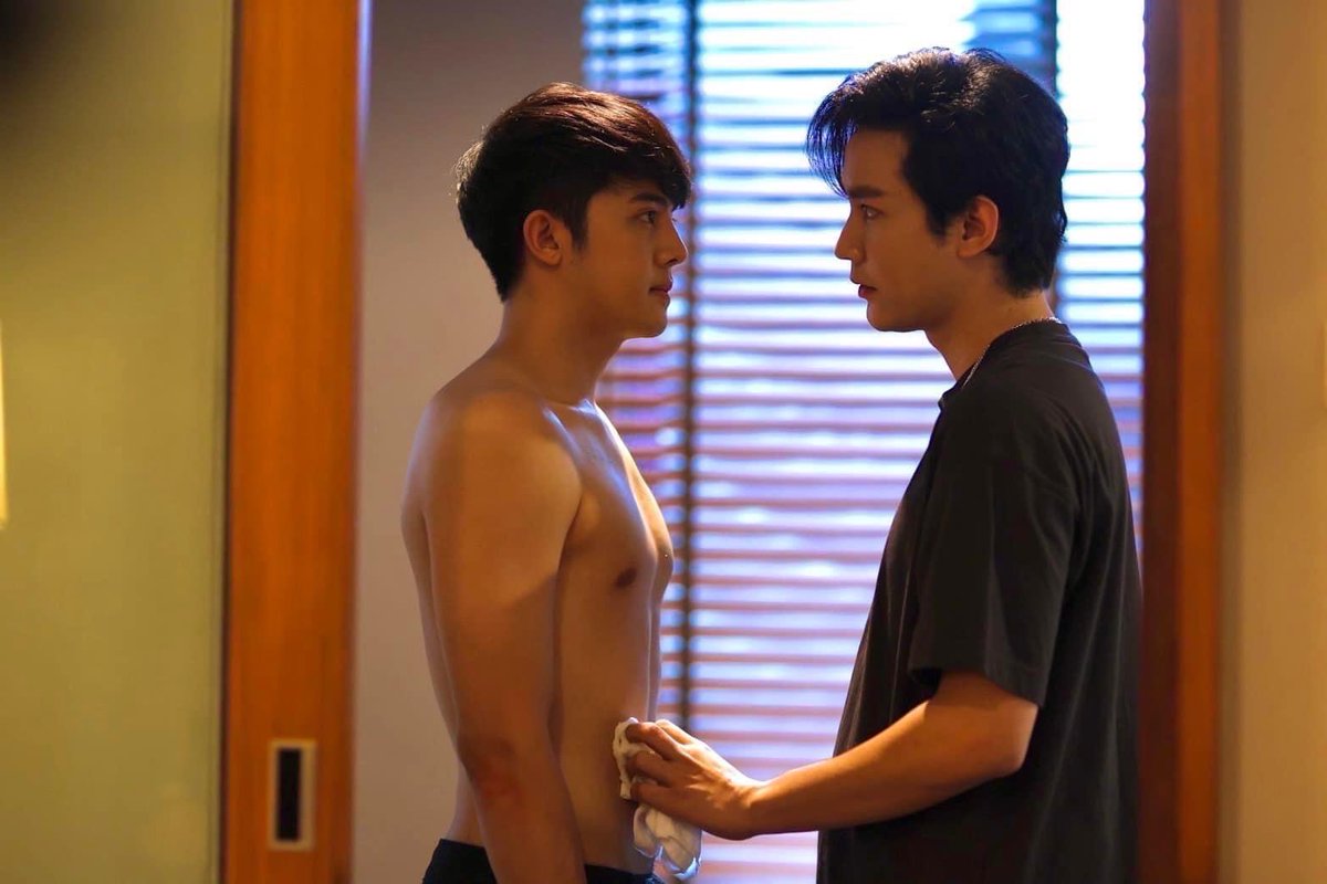 EM_Gossip's tweet photo. ผู้จัด ม่อน - ศุภกิตติ์  ใจฟู!!!  “ปลื้มคนโปรด” ปิดจบพร้อมคำชมล้นหลาม  ฝากชมต่อเต็ม ๆ ได้ที่ WeTV ✨ 

อ่านต่อ : https://t.co/L3JinzmAgh

#ปลื้มคนโปรด #Asecretlylove #MaximonEntertainment #คิมคัท #kimkut #kut_tanawat #ขุณขิมมอญ #ดูทีวีกด33 #ดูมือถือกด3plus #WeTV https://t.co/6NoWRAEOlE