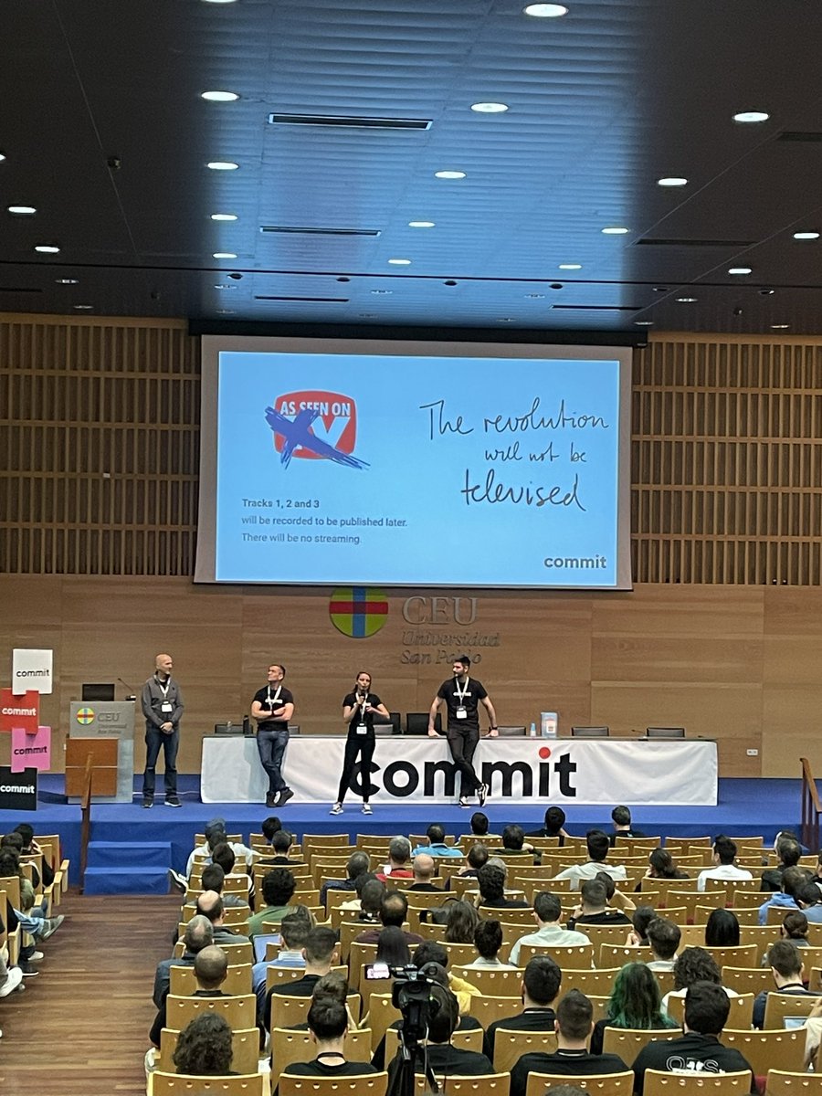 achamorro_dev's tweet photo. Un año más en @commitconf #commitconf!!!

Este año un poco más triste sin mi compitrueno @Alex_Tynez 🫶 https://t.co/zZaA8REdqF