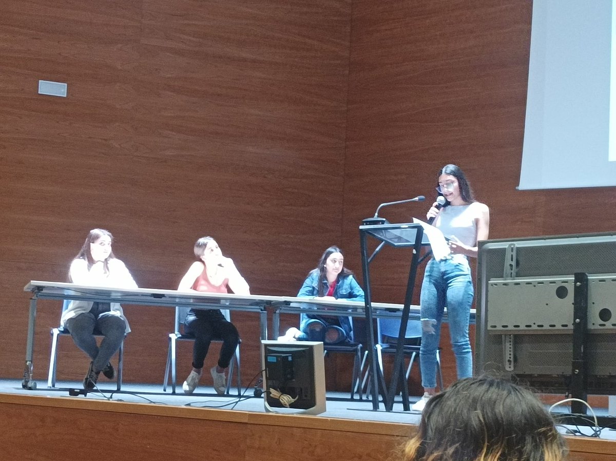 cepse4's tweet photo. II Torneo de Debate como actividad de tránsito al IES Alvareda de sus centros adscritos: CEIP Juan Ramon Jiménez, CEIP Las Portadas y CEIP Maestro José Varela.
¡Enhorabuena al ganador, el CEIP José Varela!  En la Ciudad del Conocimiento.
@EducaAnd @FormacProfAnd @Forma_Sevilla https://t.co/m3Yv3ZD6Dw