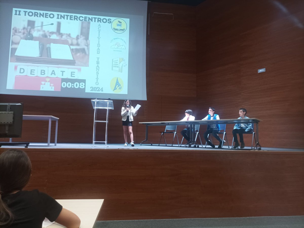 cepse4's tweet photo. II Torneo de Debate como actividad de tránsito al IES Alvareda de sus centros adscritos: CEIP Juan Ramon Jiménez, CEIP Las Portadas y CEIP Maestro José Varela.
¡Enhorabuena al ganador, el CEIP José Varela!  En la Ciudad del Conocimiento.
@EducaAnd @FormacProfAnd @Forma_Sevilla https://t.co/m3Yv3ZD6Dw