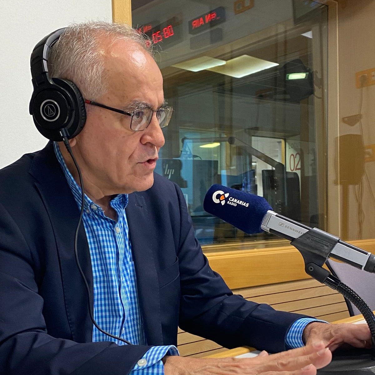 #DeLaNocheAlDíaCR 🌛➡️🌞

🎙Daniel Cerdán @DanielCerdan, comisionado de Transparencia #GobCan

'Con más gente trabajaríamos mejor, pero en comparación con otros consejos autonómicos estamos mucho mejor. '

📻 En @laautonomica con @Migueldaswani