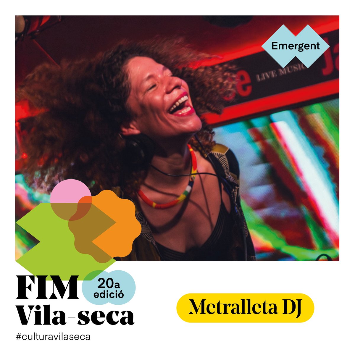 ☆Una barreja imparable de ritmes africans, llatins i electropicals, Metralleta DJ no només fa vibrar les pistes de ball, sinó que també mou cors i ments. DJ, programadora, activista i productora cultural. 

🔗fim.cat/artistes/metra…