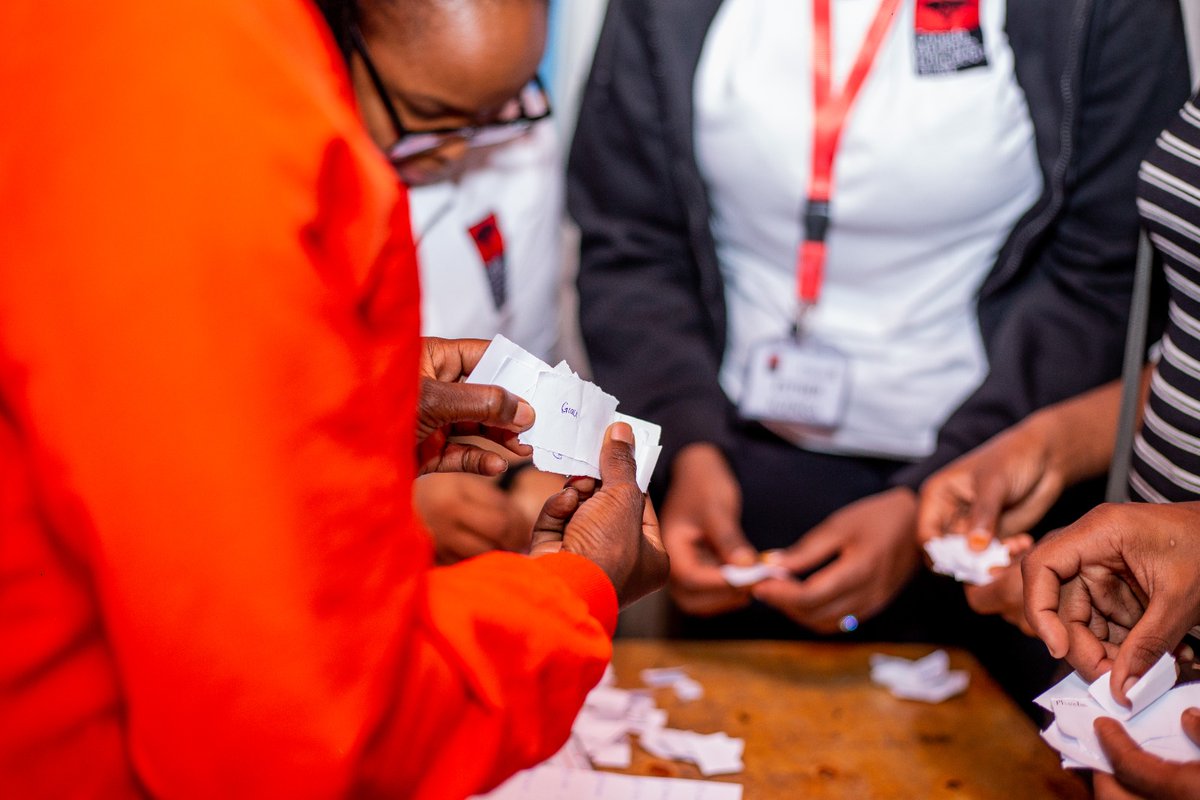 CMETrust's tweet photo. #Day3 of #CMETrustHolidayProgram scholars nominated & elected 2023 #WezeshaKike Champions. The session facilitated by WK! 2022 Champs @Muthini2004 & Jeremy, awarded a male & female scholar - Nelson & Phoebe - that have demonstrated inclusion, service & #genderequality. 1/2 https://t.co/SKD909TVvM