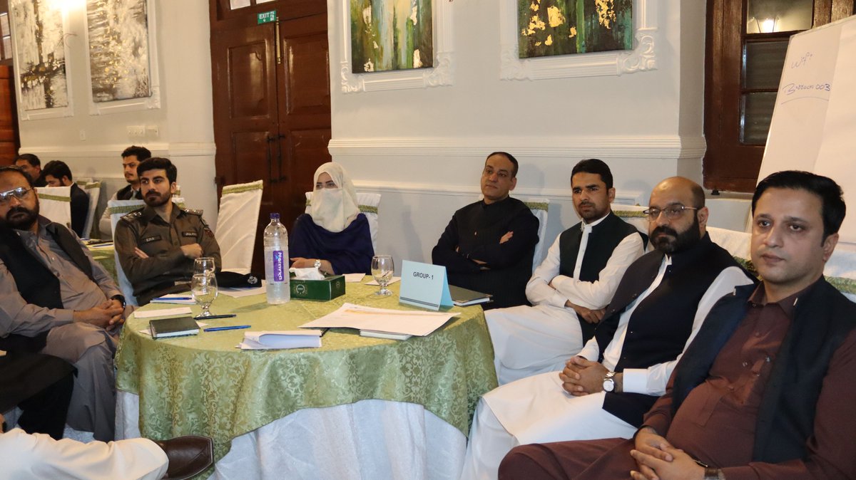 KPEC_Official's tweet photo. On April 17-18, 2024, stakeholders shaped the KPEC Development Plan for trade enhancement. Led by NESPAK, it focuses on skill education, infrastructure, and private sector roles, ensuring transparency and guiding Khyber Pakhtunkhwa's economic growth. #KPEC #EconomicDevelopment https://t.co/jnB2pQIoeN