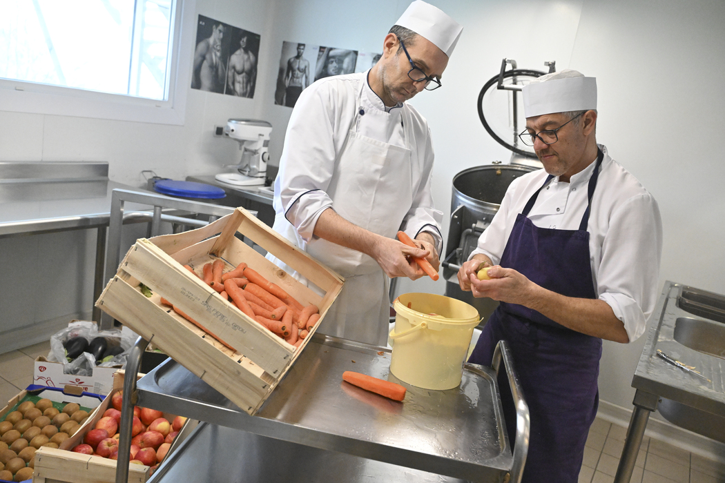 Du #bio et du durable : comment les lycées de #NouvelleAquitaine concoctent les menus des cantines lepopulaire.fr/limoges-87000/… #alimentation #enfant @NvelleAquitaine