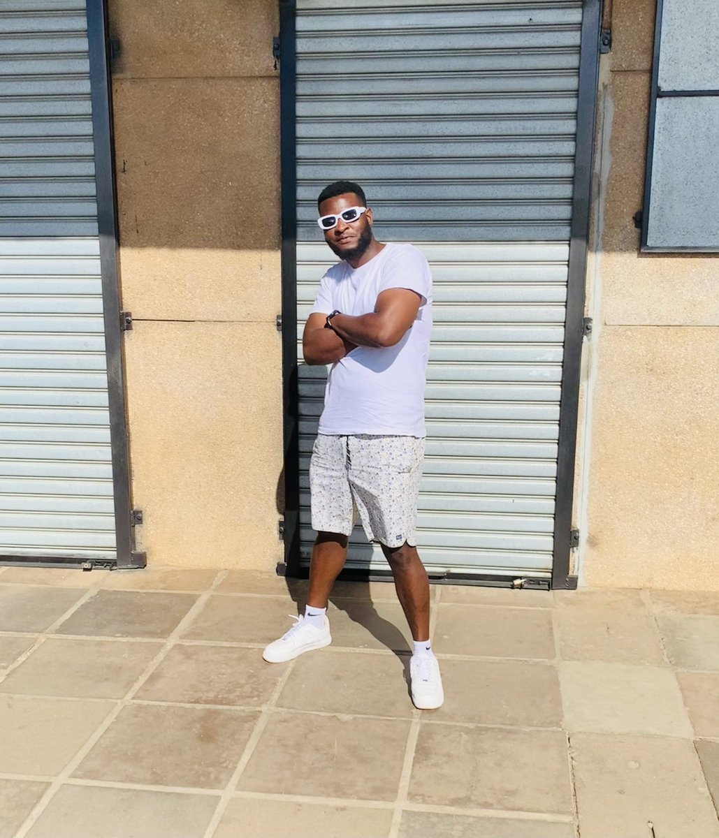 showNillz's tweet photo. Not were i wanna be but not were i was✌️ https://t.co/p80c3JGFC3