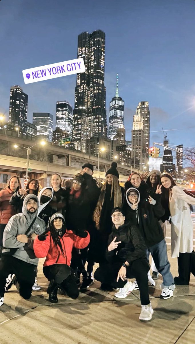 IStandForElmo's tweet photo. Elmo with IVLP colleagues in NYC!! 🗽🍎☺️

(c) lightmusic_official IG

#ElmoMagalona https://t.co/kIPhkSzqQZ