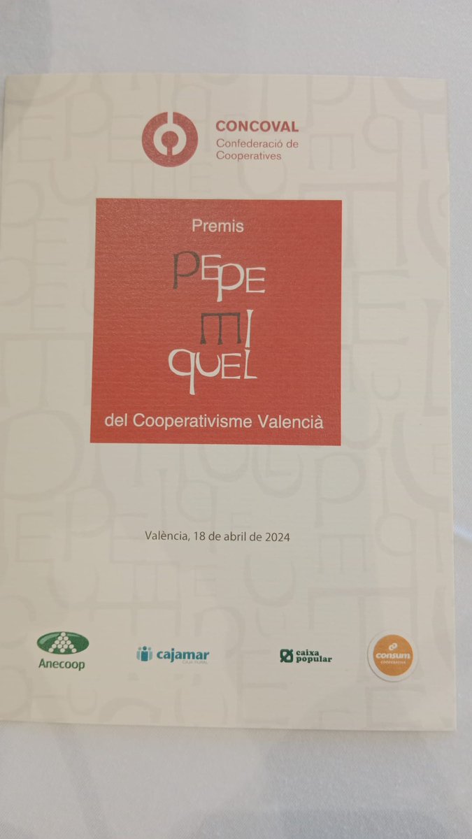 🏆 Ahir vam ser a l'acte d'Entrega dels XV #PremisPepeMiquel de Cooperativisme Valencià, en què es van reconèixer la trajectòria de Juan Antonio Pedreño de @CEPES2 i la Comunicació Responsable i cooperativista d'@apunt_media

🥳 Moltes felicitats!