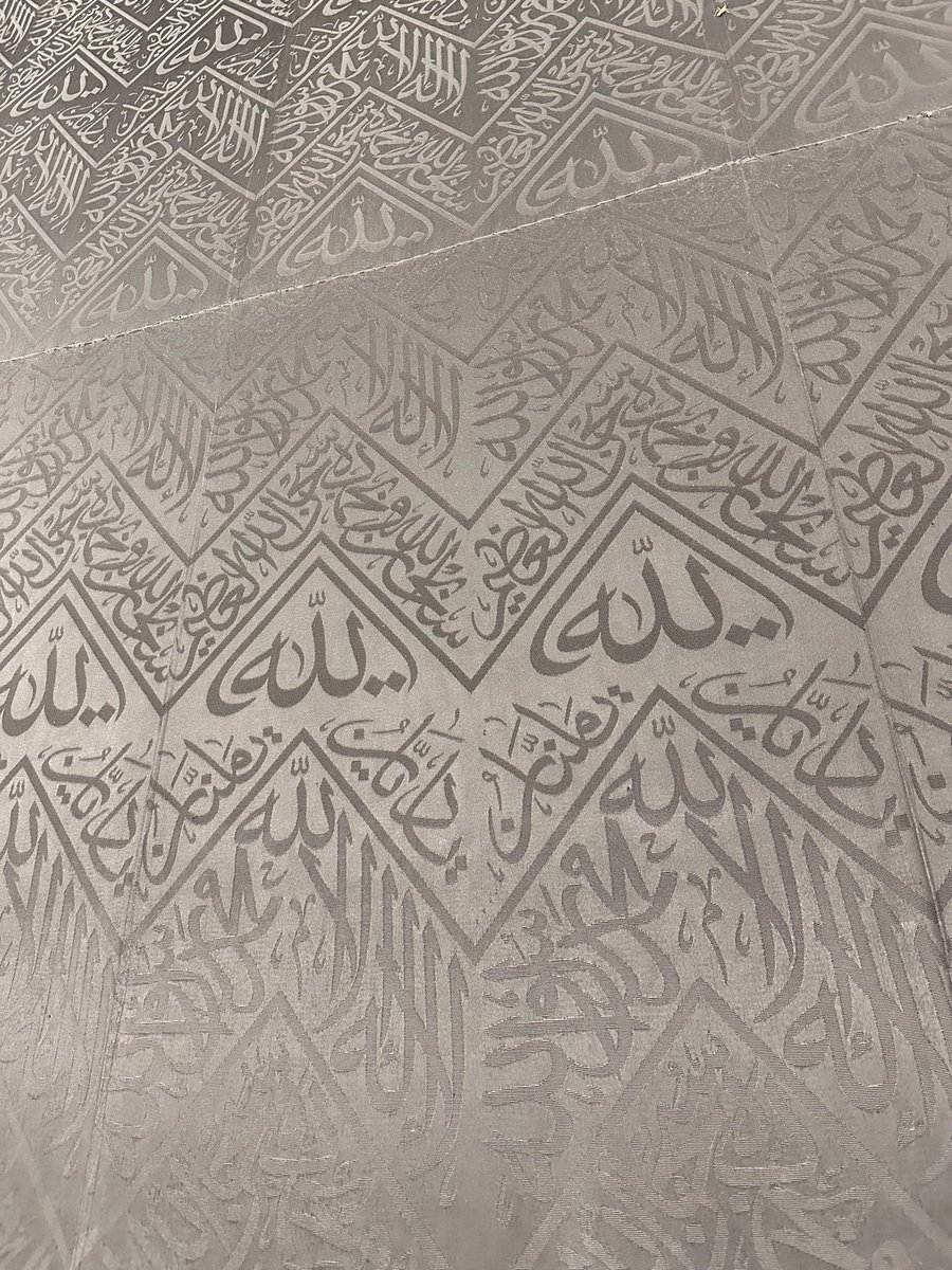 MoonShines_11's tweet photo. كانت رسائل ربانية ونداء إلهي وروحي 🥹💜💜💜، الحمدلله اللي يسّرها وسهلها لي وتقبلها يارب مني بقبولٍ حسن عن والدي واجعله في عليين وجميع موتى المسلمين والمسلمات. 

أخلص النية وشوف كيف ربي معاك وييسّر لك أمورك وتوكّل على الحي الذي لا يموت 

#مكة https://t.co/GyPy4yjQYy