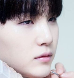 Yoongi nose of the day
#BTS #SUGA