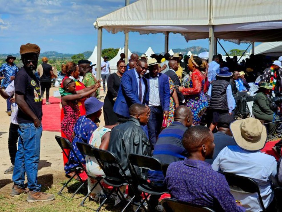 The attendance of Citizens Coalition for Change (CCC) members at the Independence Day ceremony in Murambinda sends a message to Chamisa that the elections were not rigged, but that the CCC lost due to Chamisa's lack of organization, according to senior members of the party.