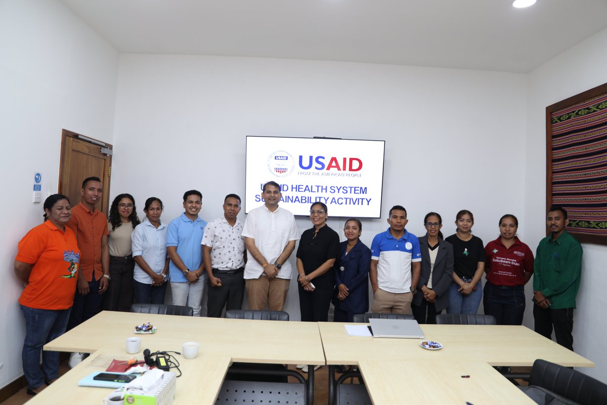Today, together with <a href="/MdSTimorLeste/">Ministério da Saúde</a>, we conducted a dissemination session on HMIS guidelines to HMIS officials to enhance their understanding on the guideline’s content and deliver the continuous training to the HMIS officers in national level.
👉tinyurl.com/2s4zhx4a