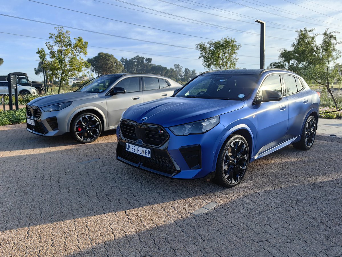 Starting Friday properly with good coffee and the new BMW X2. Two petrol-powered models offered, sDrive18i and performance M35i. Priced from R879 738 - R1 223 935. Words on @CarsSouthAfrica early next week.