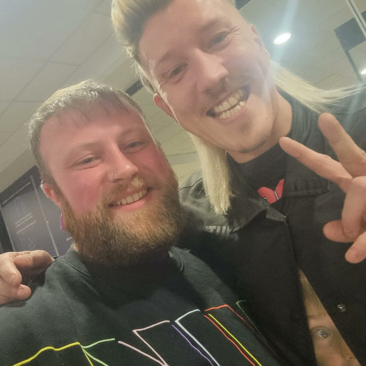 Spamuel28's tweet photo. @SeanSmithSucks was great meeting you last  night dude at @WWE in Cardiff. Hope you and your boy had a great time! https://t.co/qDczWS7HC1