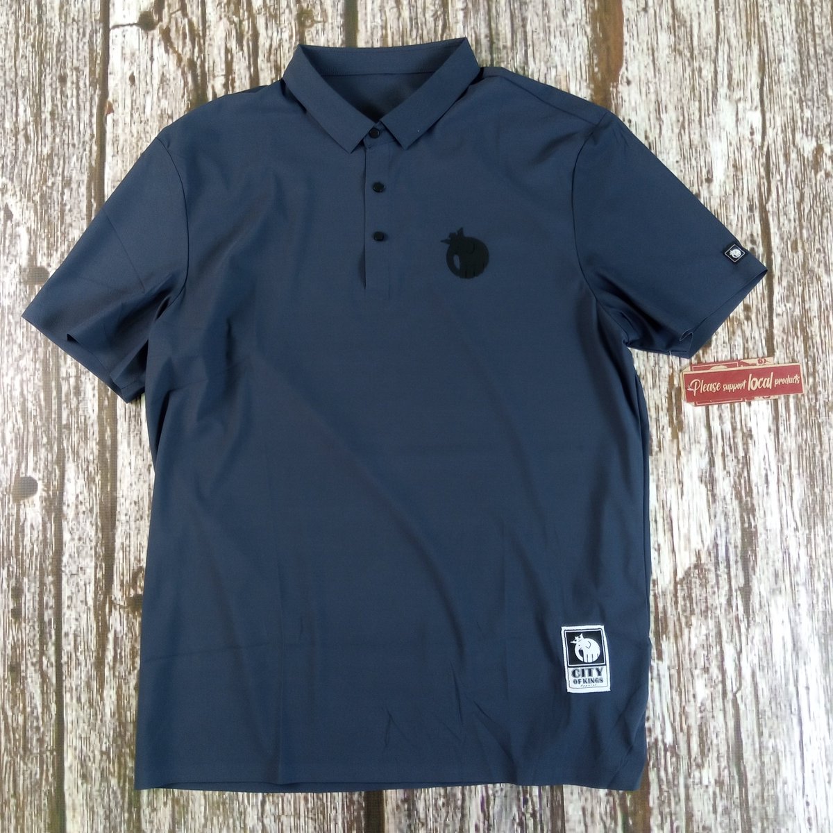 CityOfKings_Byo's tweet image. Your everyday clothing brand!!!

Golf T-shirts @ $22
Vests @ $15
Bucket hats @ $10

Visit us @ Shop 1A, Bulawayo center, opposite Homelink

For orders contact 0781479374

#clothingbrand #hoodies #vests #tshirts #croptops #sweaters #cityofkingsapparel