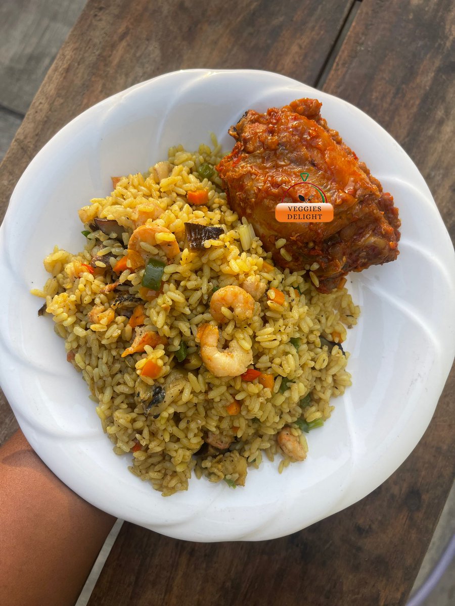 Available tomorrow!!! Asaro(yam porridge), Pomo sauce, chicken- #5000 Shrimps fried rice, dodo, chicken- #5500 Location: #ibadan. Please patronize me.