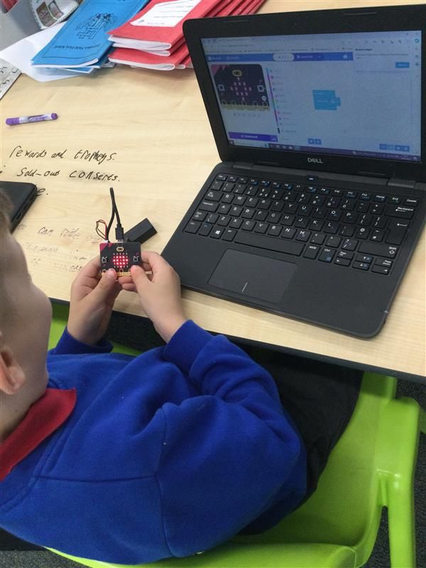 We are on Week 2 of Computing Club and the children are really enjoying learning how to programme the Micro:Bits to make a noise and show different LED patterns 🧮