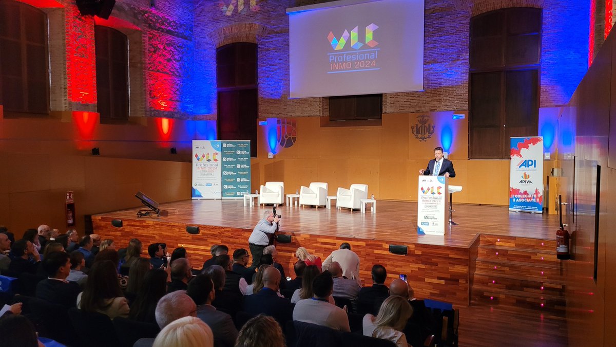 COAPI_Valencia's tweet photo. 👏👏👏 ¡Comienza 𝗣𝗥𝗢𝗙𝗘𝗦𝗜𝗢𝗡𝗔𝗟𝗜𝗡𝗠𝗢 2024!
#YoSoyApiValencia #CoapiValencia #Profesionalinmo #Coapiv https://t.co/NqS6ozqd6R