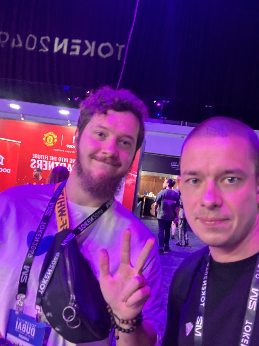 tonrostislav's tweet photo. Already here!
@playittodeath at the @token2049 💎🔥
#TON #Tonkeeper #TonApps #web3 #crypto #Blockchain #TOKEN2049 https://t.co/UStrdlVBkX