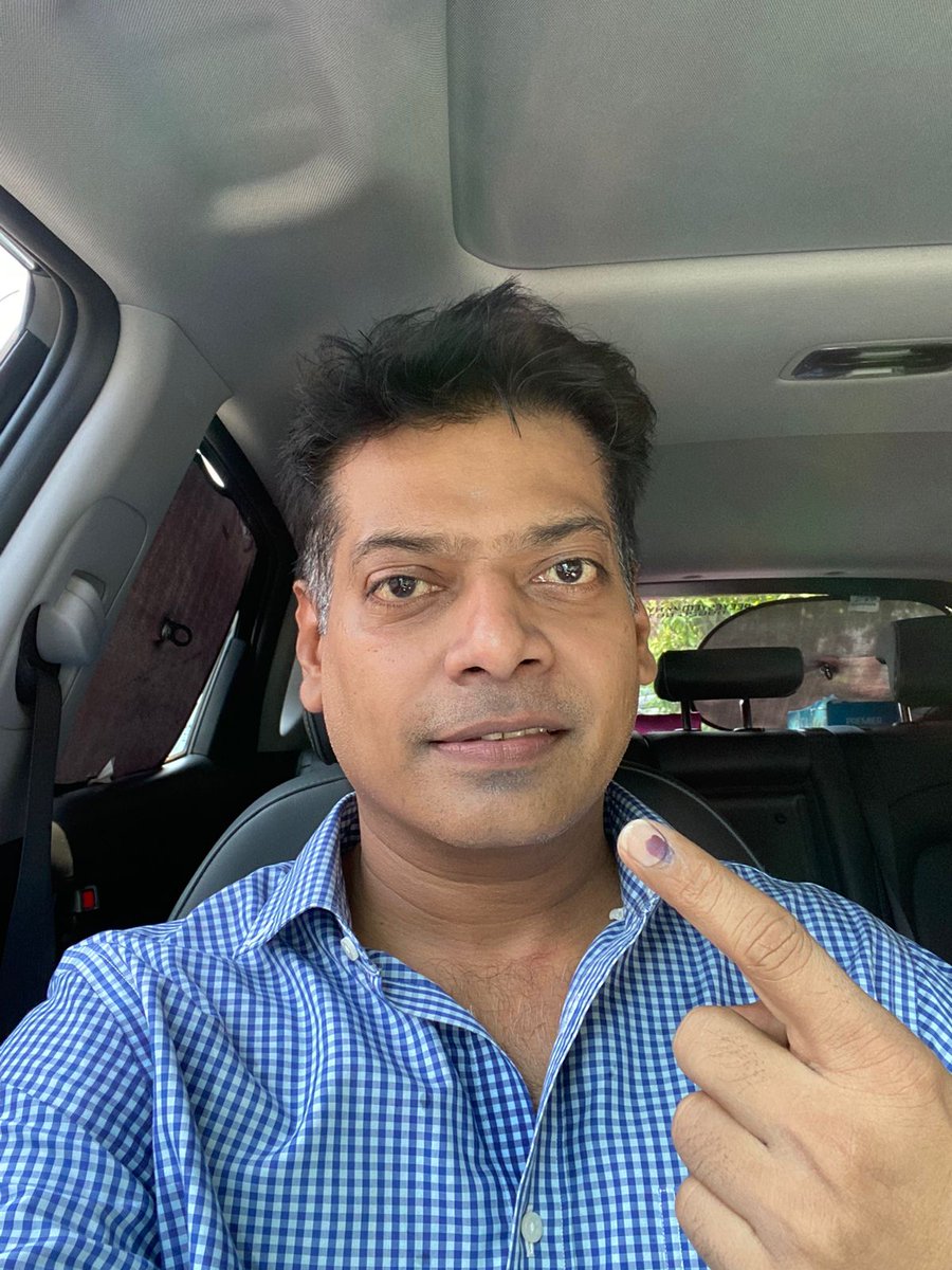 Actor @Nitinsathyaa casted his vote