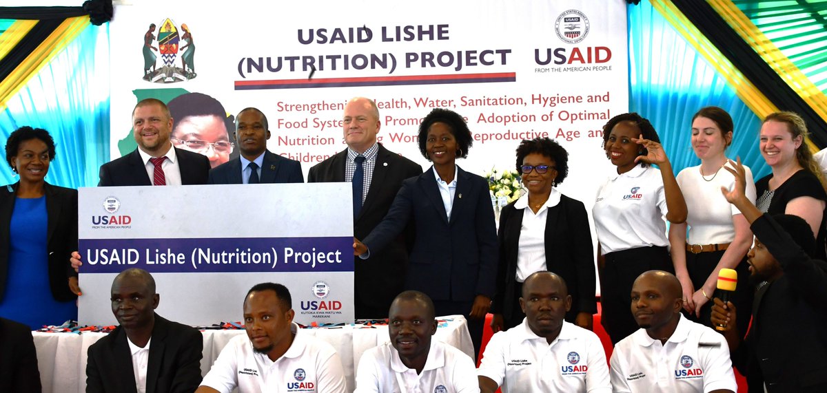 #Kigoma Week! #USAID MD Craig Hart was honored to spend time with Kigoma Regional Administrator Hassan Rugwa to discuss the new $40 million @USAID Lishe (Nutrition) project and the longstanding relationship between the United State and Government of Tanzania. #USwithTanzania.