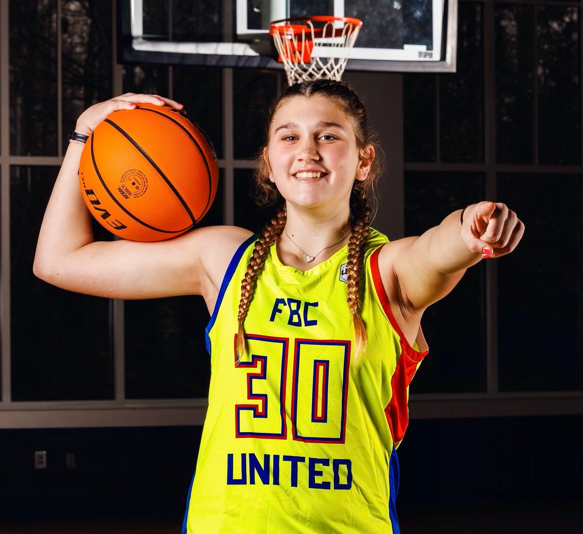 FBC United’s 2029 Carib Morris: This is how we roll! Click here: bit.ly/3Q4PffS Want to know the story of one of the most talented 6-2 shooting guards that is a 7th grader? Erik Woods has the scoop. @CaribMorris @FBCMotton @KYP212 @pop_scout