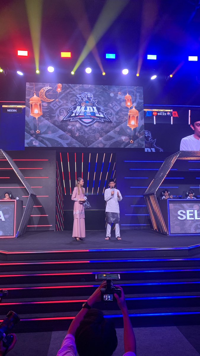 @AdamAdli in the house to give support and giving his view on eSports especially MLBB communities. Good luck to all teams who competing in MPL.