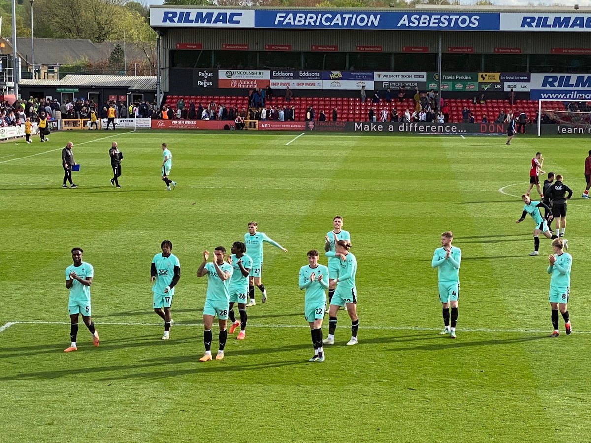 Great to see others campaigning for #AudioDescription at games. Was actually at @lincolncity on Saturday and the AD from @LincolnCityAD was exemplary, and not just when describing the @CharlieHughes32 winner 😉 #football #blind #inclusion @AlanMarchSport