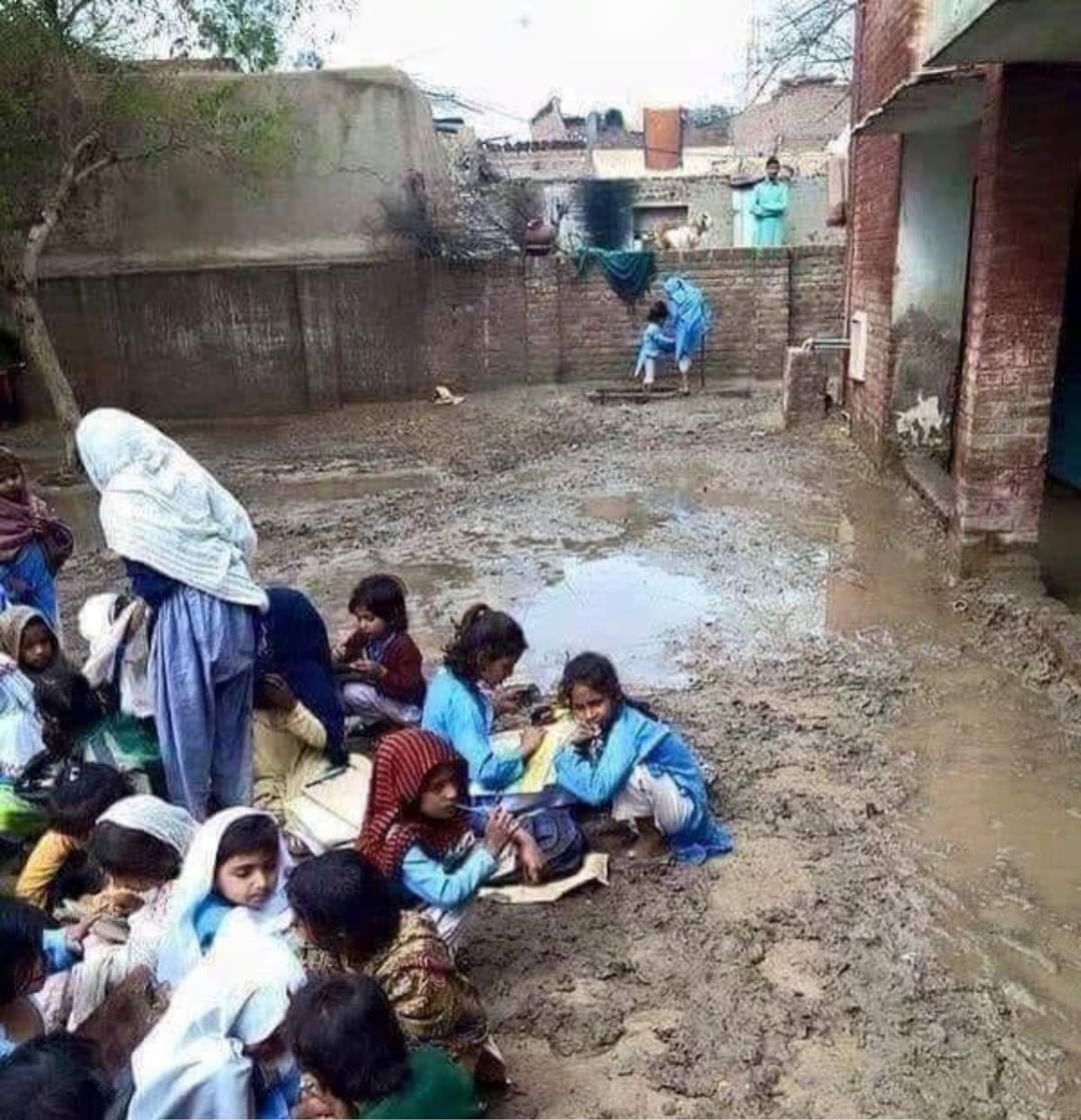 یہ ہے میرا پاکستان یہ ہے میرا پاکستان!!!!!!!!